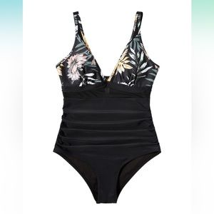 NWOT, XL Women Sexy Mesh Tummy Control Swimsuit Push Up High Waisted swimsuit.